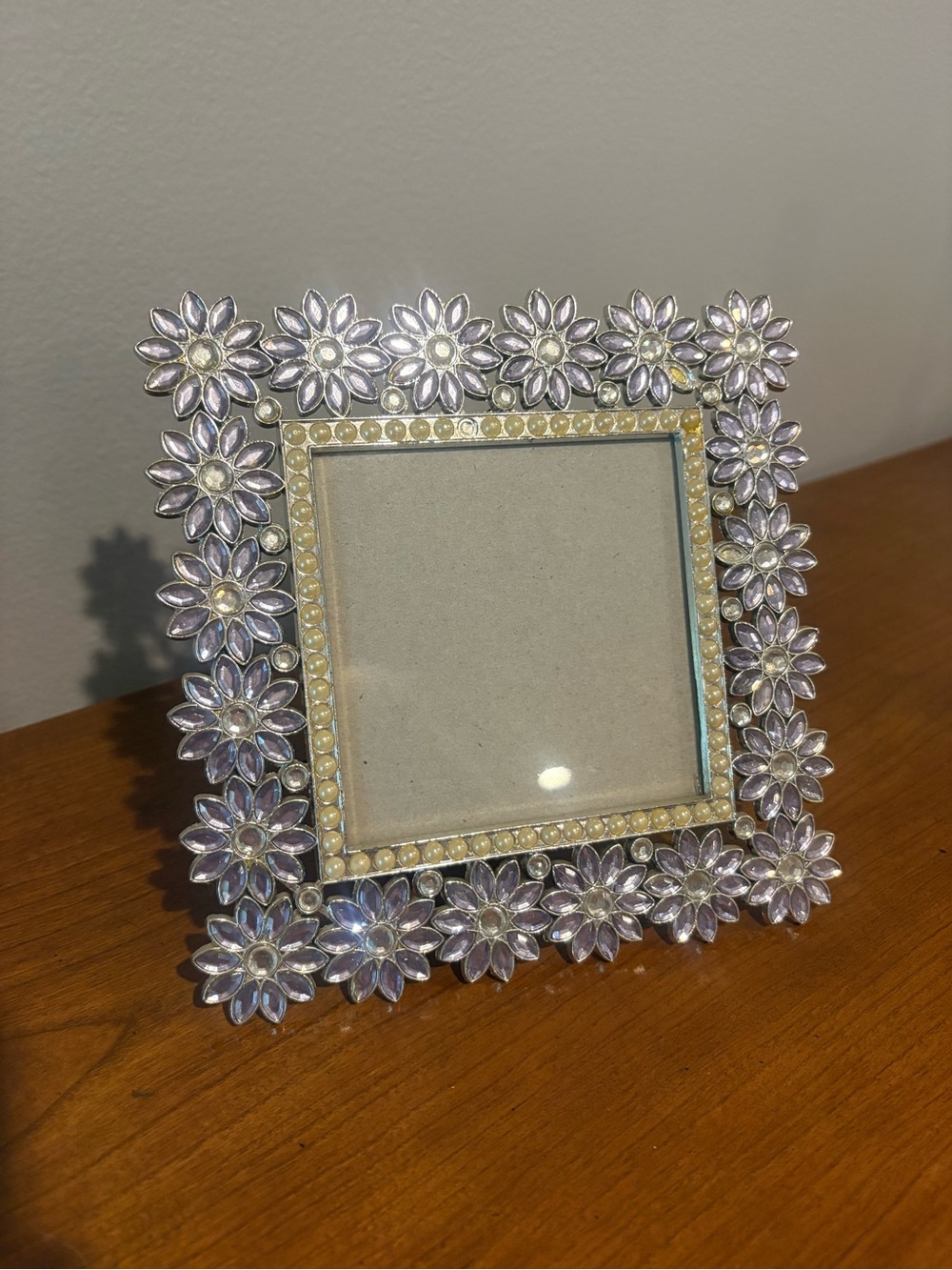 Purple Rhinestone Daisy Flower 4x4 Photo Frame with Pearl Border